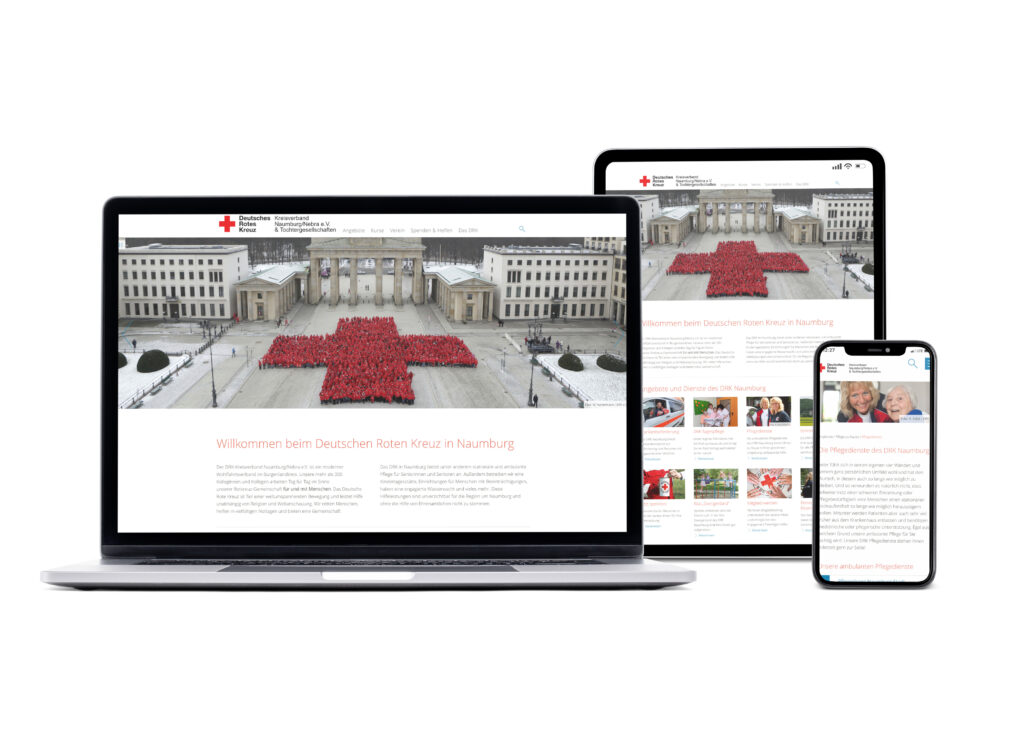 Auf dem Bild ist ein Mockup abgebildet, das die neue Website des DRK Naumburg auf den drei Devices Laptop, Tablet und Smartphone zeigt.